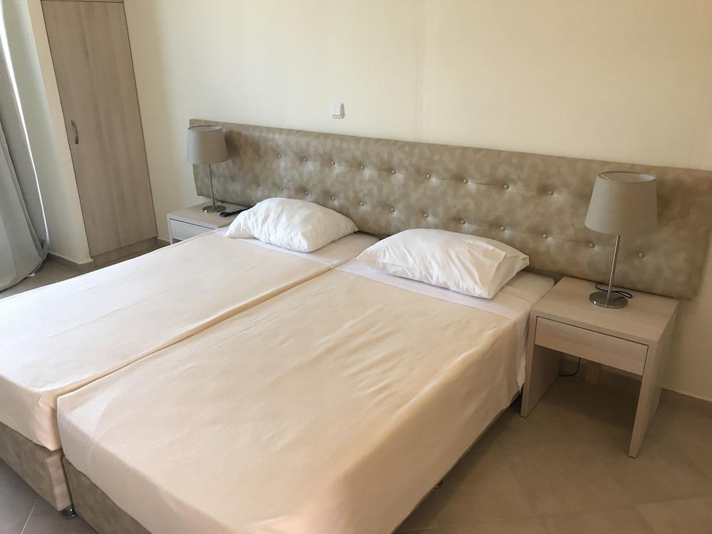 Ai Helis Resort Свороната Экстерьер фото