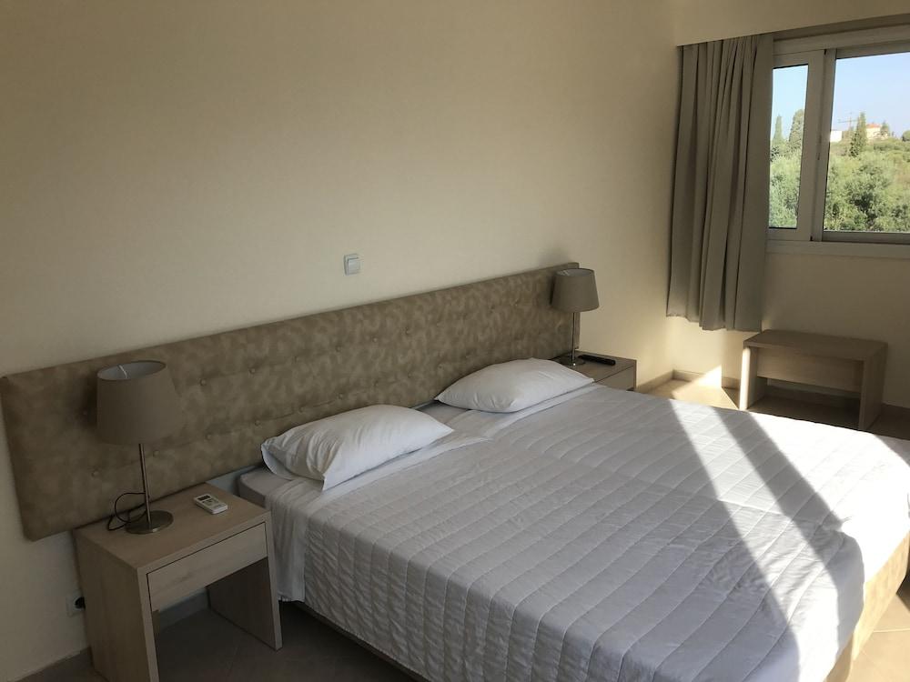 Ai Helis Resort Свороната Экстерьер фото